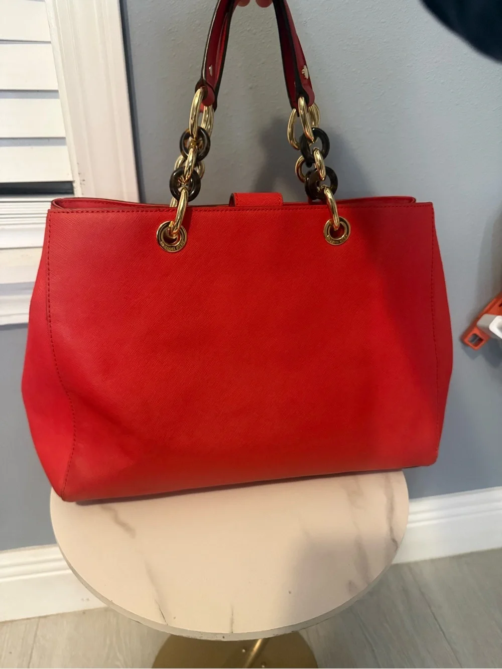 Michael Kors Red Saffiano Tote with Gold Chain Handles - Picture 2 of 12
